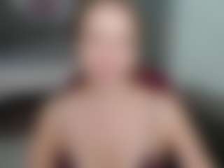 Live cam show with Liza - Brown Hair on Milfs Live