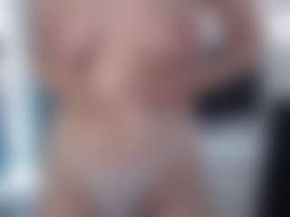 ErikaMonero's Live Sex Cam Show