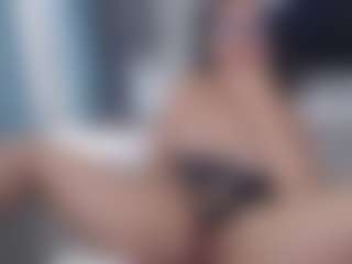 Live cam show with ErikaMonero - Strip on Camsoda