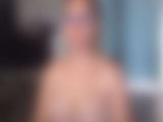 Live cam show with ErikaMonero - Latina on madthumbs