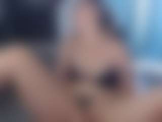 ErikaMonero's Live Sex Cam Show