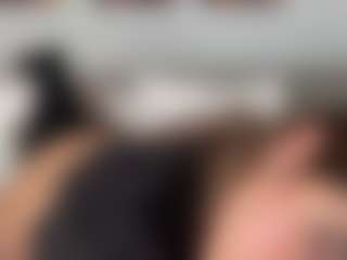 Live cam show with Big Hanna - Ebony on TeamSkeetLive | colombia