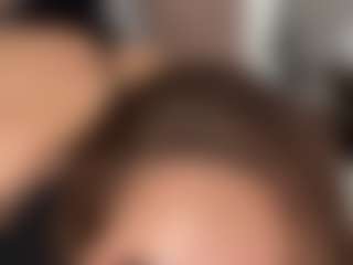 Live cam show with Big Hanna - Foot Fetish on eurowanks.com