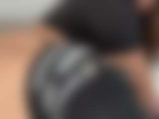 Live cam show with Big Hanna - Spank on boobsie.com
