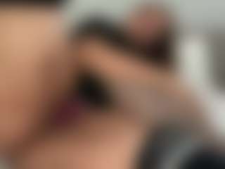 Live cam show with Big Hanna - Lovense on UwU Esports
