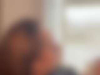 Live cam show with Big Hanna - Brown Hair on sexylivex.com