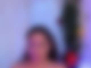 Live cam show with Big Hanna - Big Nipples on LiveSexCams6