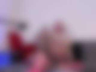 Live cam show with Big Hanna - Big Nipples on CamSodaAdn