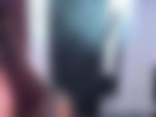 Live cam show with Big Hanna - Asshole Black on livesuperchat.net