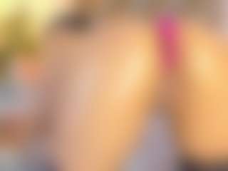 Malaia Hills's Live Sex Cam Show