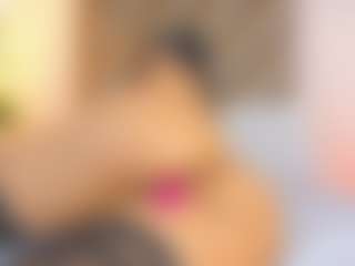 Malaia Hills's Live Sex Cam Show