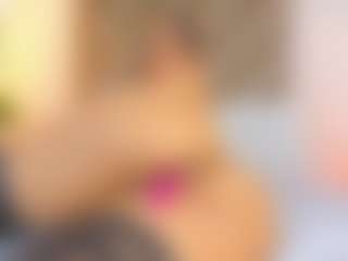 Malaia Hills's Live Sex Cam Show