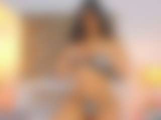 Live cam show with Malaia Hills - Squirt on iamadamtest123.com