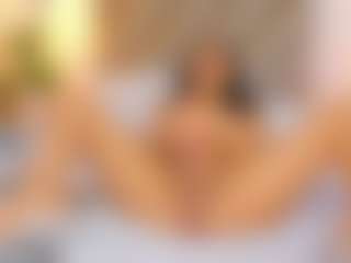 Malaia Hills's Live Sex Cam Show
