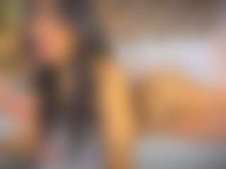 Malaia Hills's Live Sex Cam Show