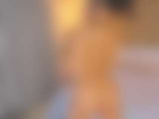 Malaia Hills's Live Sex Cam Show