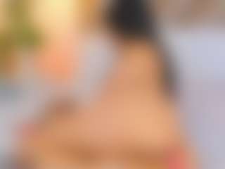 Live cam show with Malaia Hills - Teen (18+) on galaxygirlnitro.com