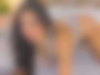 Malaia Hills's Live Sex Cam Show
