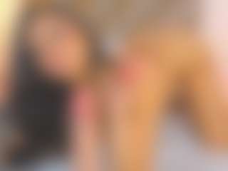 Live cam show with Malaia Hills - Lovense on eurowanks.com