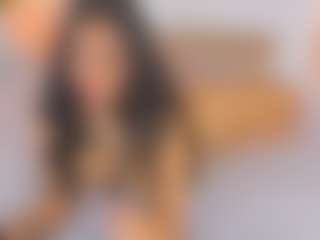 Malaia Hills's Live Sex Cam Show