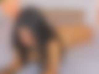 Live cam show with Malaia Hills - Facial Piercings on eurowanks.com