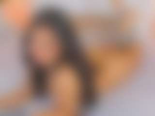 Live cam show with Malaia Hills - Latina on 1on1-livenow | colombia
