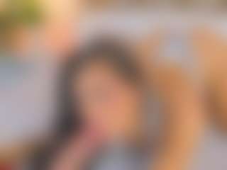 Live cam show with Malaia Hills - Drinking on boobsie.com