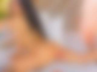 Live cam show with Malaia Hills - Deepthroat on Soda Cam