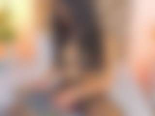 Live cam show with Malaia Hills - Blue Eyes on SxyPornLive