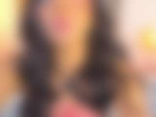 Live cam show with Malaia Hills - Blue Eyes on milfzrlive.com
