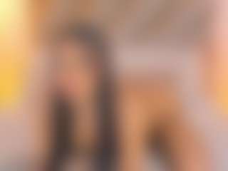 Live cam show with Malaia Hills - Swallow on Instabang