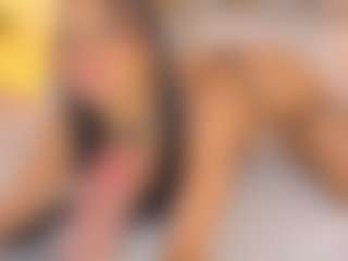 Malaia Hills's Live Sex Cam Show