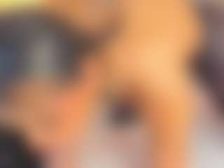 Malaia Hills's Live Sex Cam Show