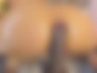 Malaia Hills's Live Sex Cam Show