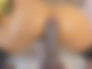 Malaia Hills's Live Sex Cam Show