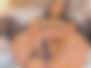 Malaia Hills's Live Sex Cam Show