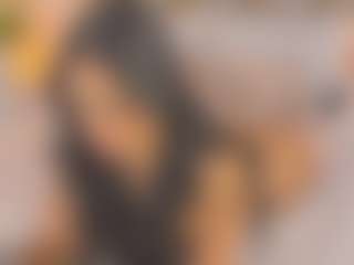 Malaia Hills's Live Sex Cam Show