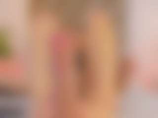 Malaia Hills's Live Sex Cam Show