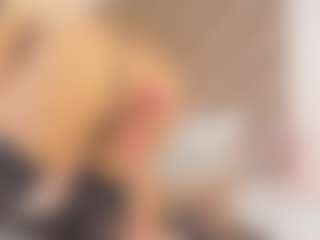 Malaia Hills's Live Sex Cam Show