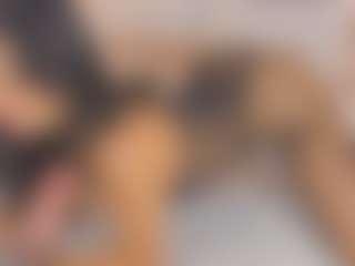 Malaia Hills's Live Sex Cam Show
