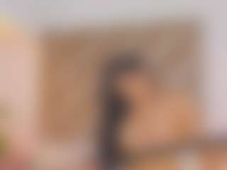 Live cam show with Malaia Hills - Teen (18+) on Camsoda