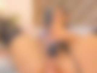 Malaia Hills's Live Sex Cam Show