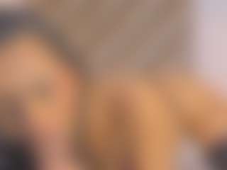 Malaia Hills's Live Sex Cam Show