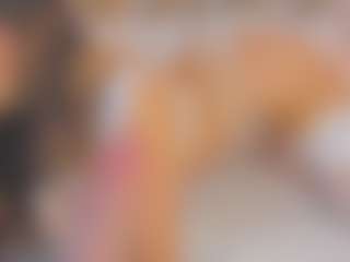 Malaia Hills's Live Sex Cam Show