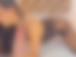 Malaia Hills's Live Sex Cam Show