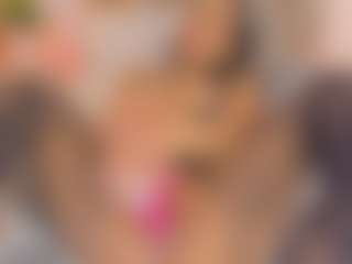Malaia Hills's Live Sex Cam Show