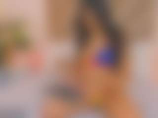 Malaia Hills's Live Sex Cam Show