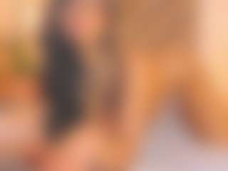 Malaia Hills's Live Sex Cam Show