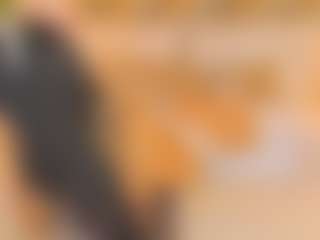 Malaia Hills's Live Sex Cam Show