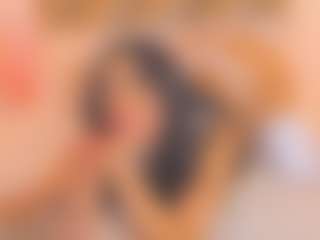 Malaia Hills's Live Sex Cam Show